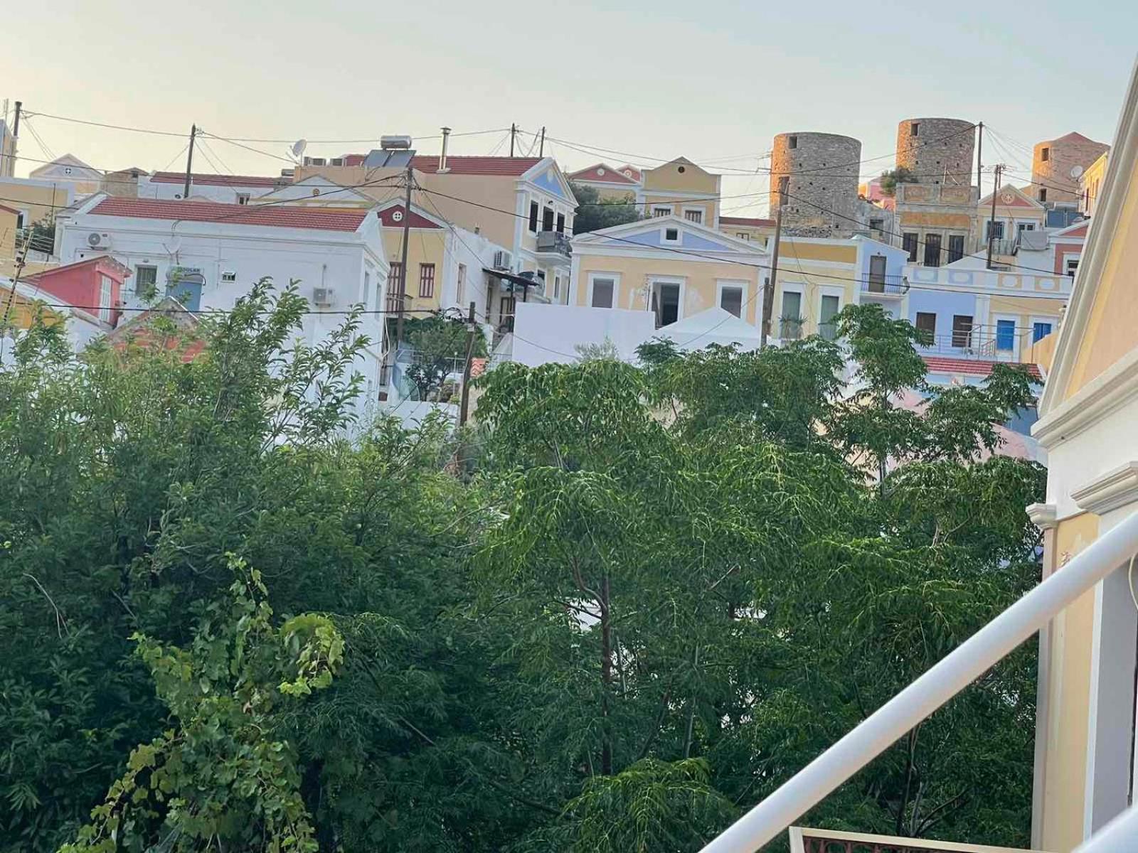 Villa Pinotsi سيمي المظهر الخارجي الصورة